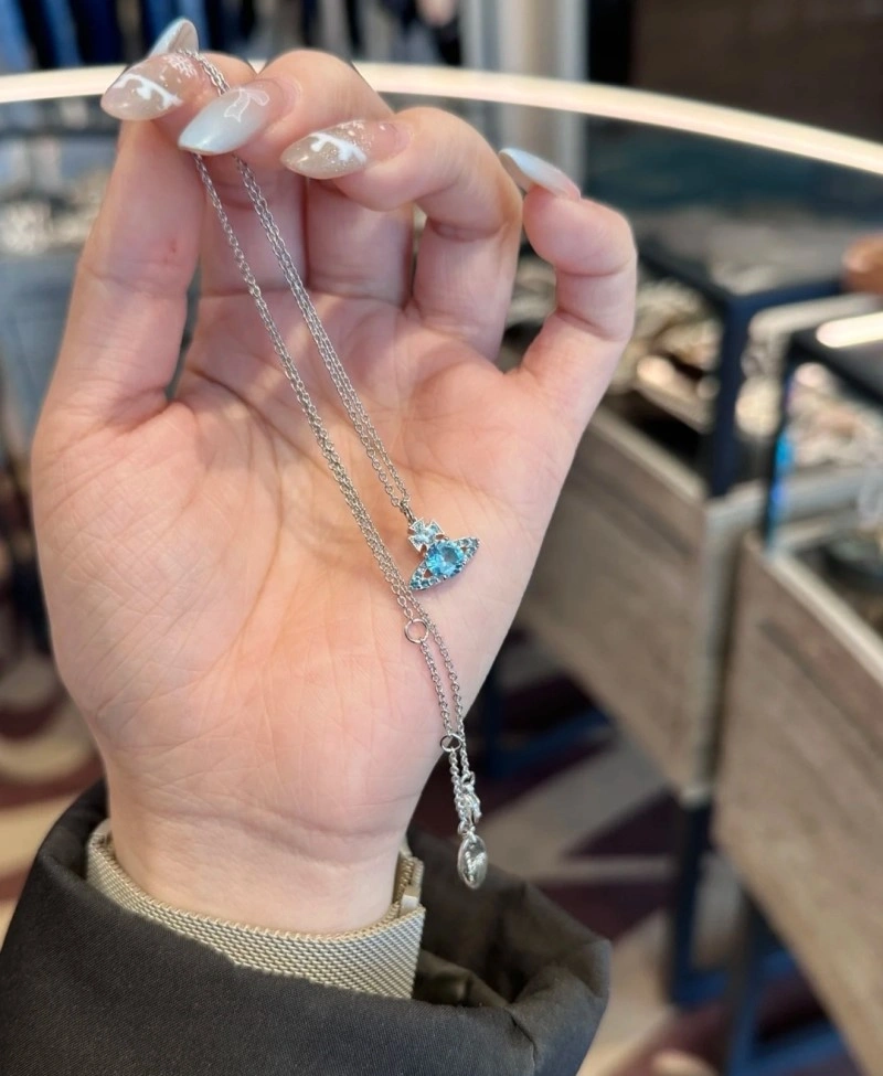 Effortless Vivienne Westwood Necklaces 207555