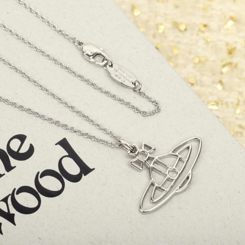 Cozy Vivienne Westwood Necklaces 207548