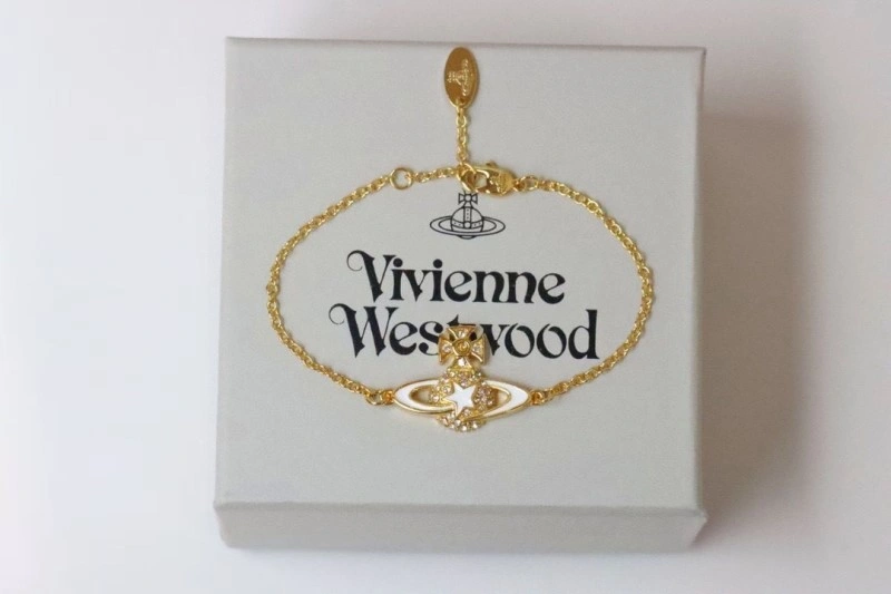 Bright Vivienne Westwood Necklaces 207547