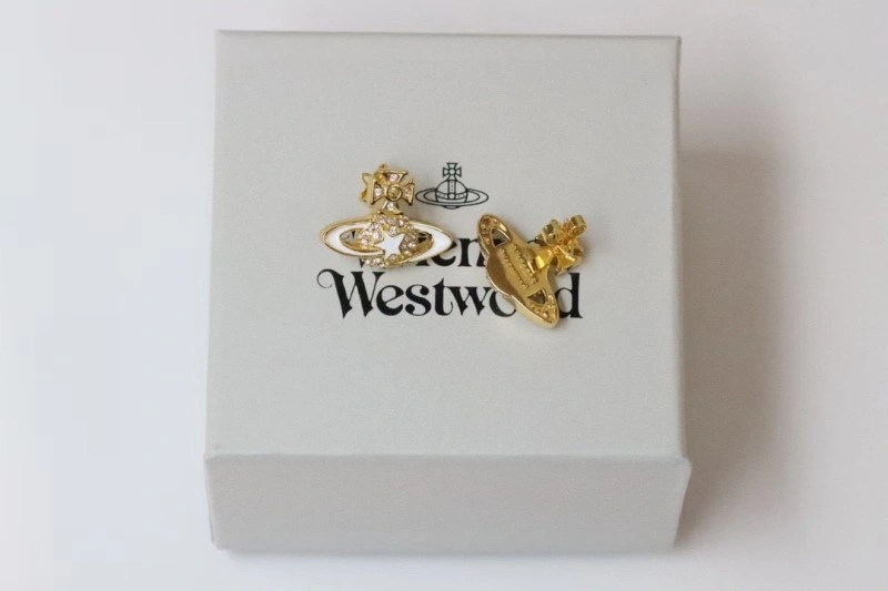 Vivienne Westwood Necklaces Fashionable 207552