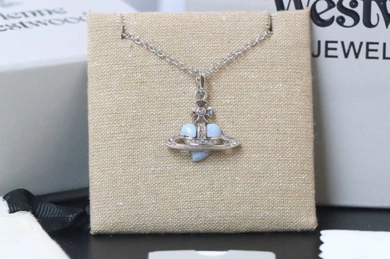 Vivienne Westwood Necklaces Trendsetting 207551