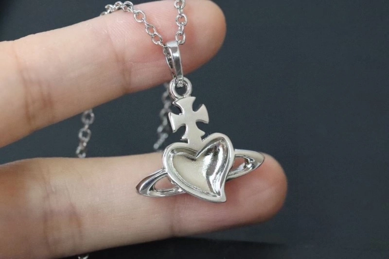 Vivienne Westwood Necklaces Trendsetting 207551