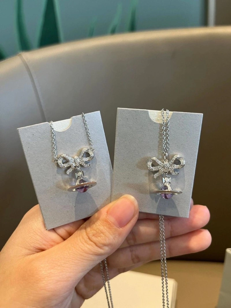 Classic Vivienne Westwood Necklaces 207553