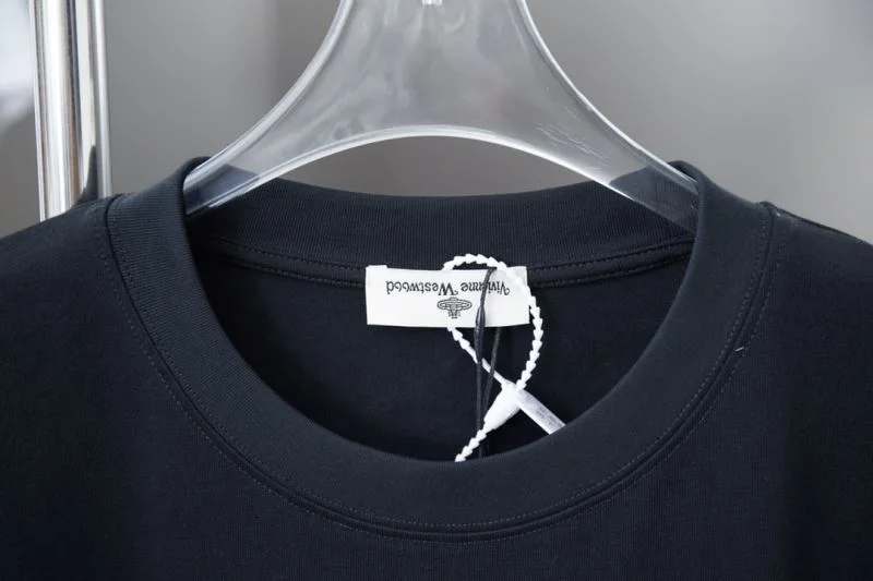 Vivienne Westwood T-Shirts Trendsetting 163404