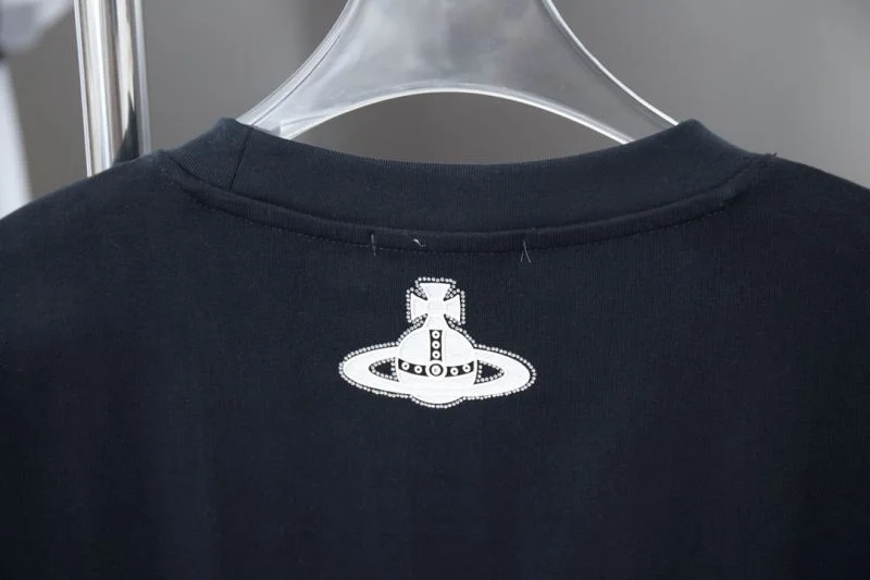 Vivienne Westwood T-Shirts Trendsetting 163404