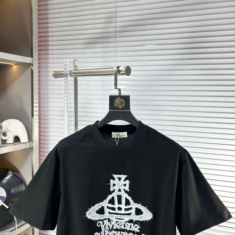 Vivienne Westwood T-Shirts Effortless 160005