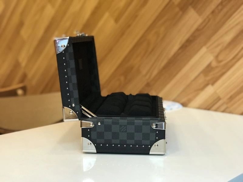 Watch Box Tailored 69325