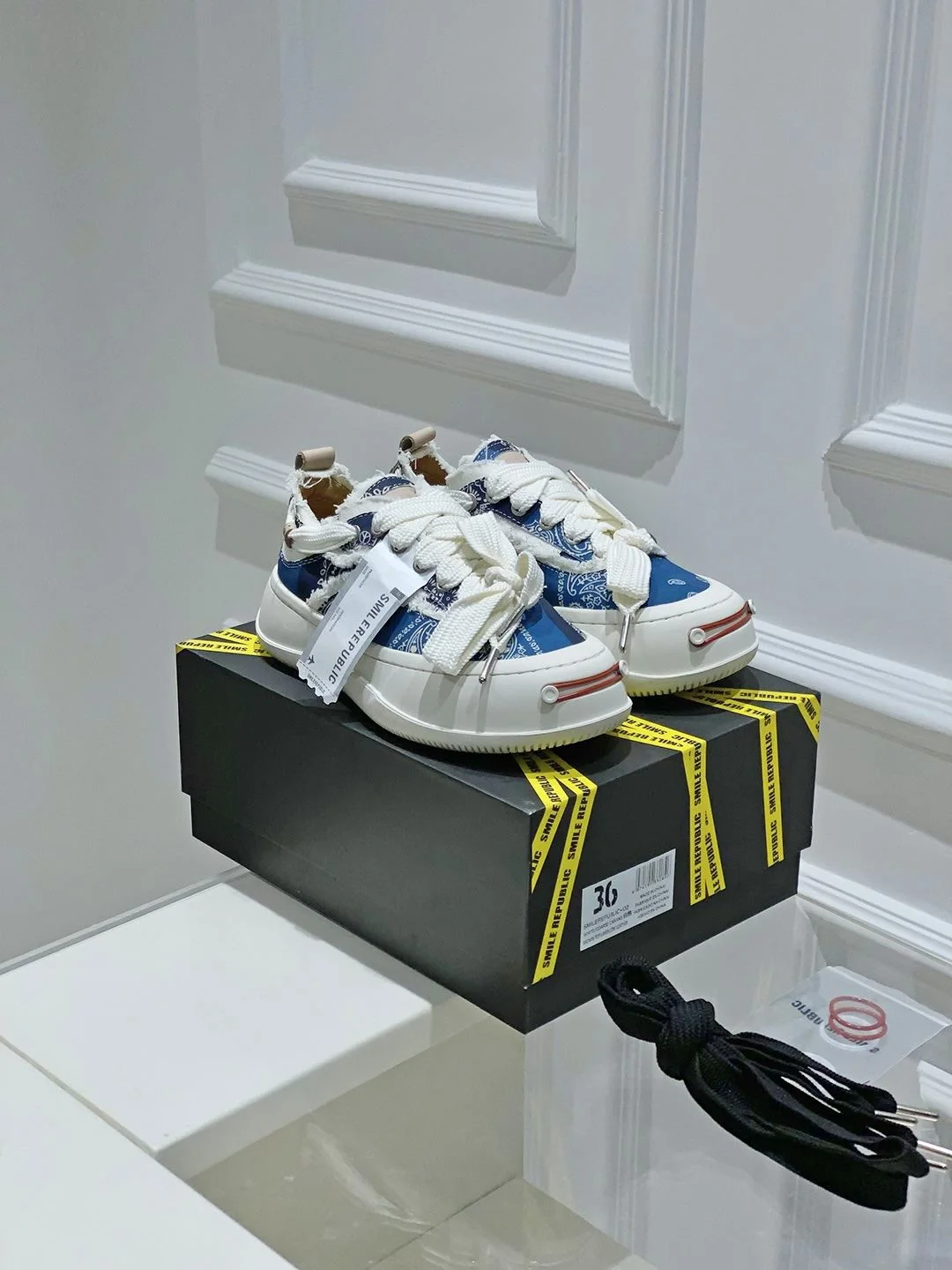 Xvessel Shoes EyeCatching 7129