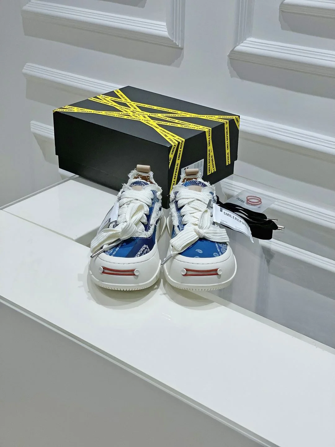 Xvessel Shoes EyeCatching 7129