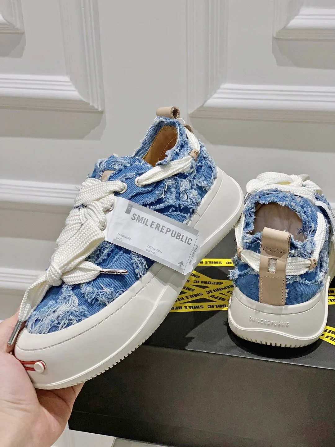 Snug Xvessel Shoes 7098