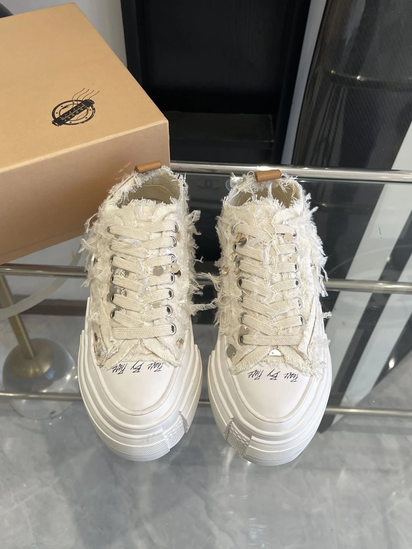 Upgraded Xvessel Shoes 7130