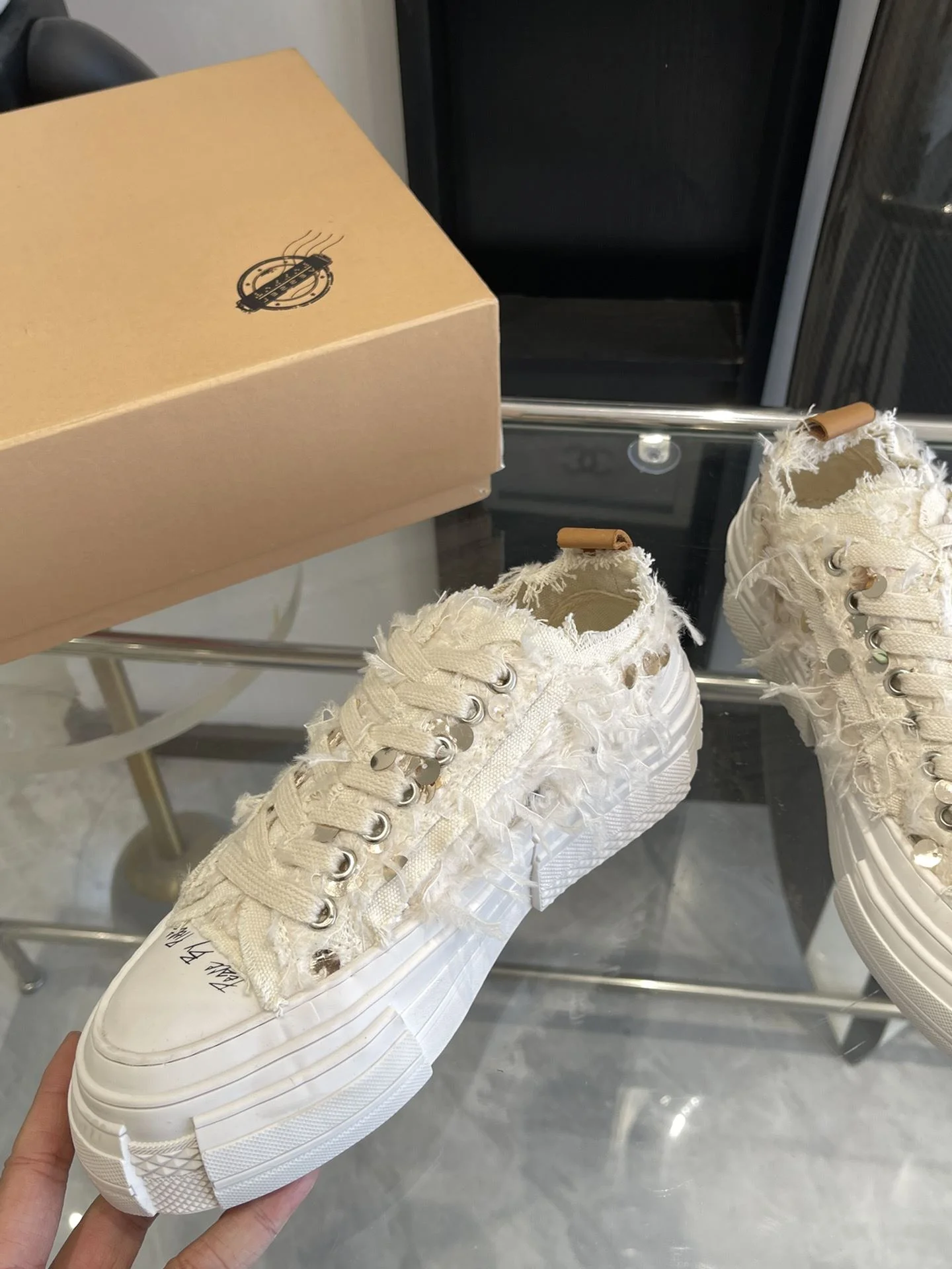 Upgraded Xvessel Shoes 7130