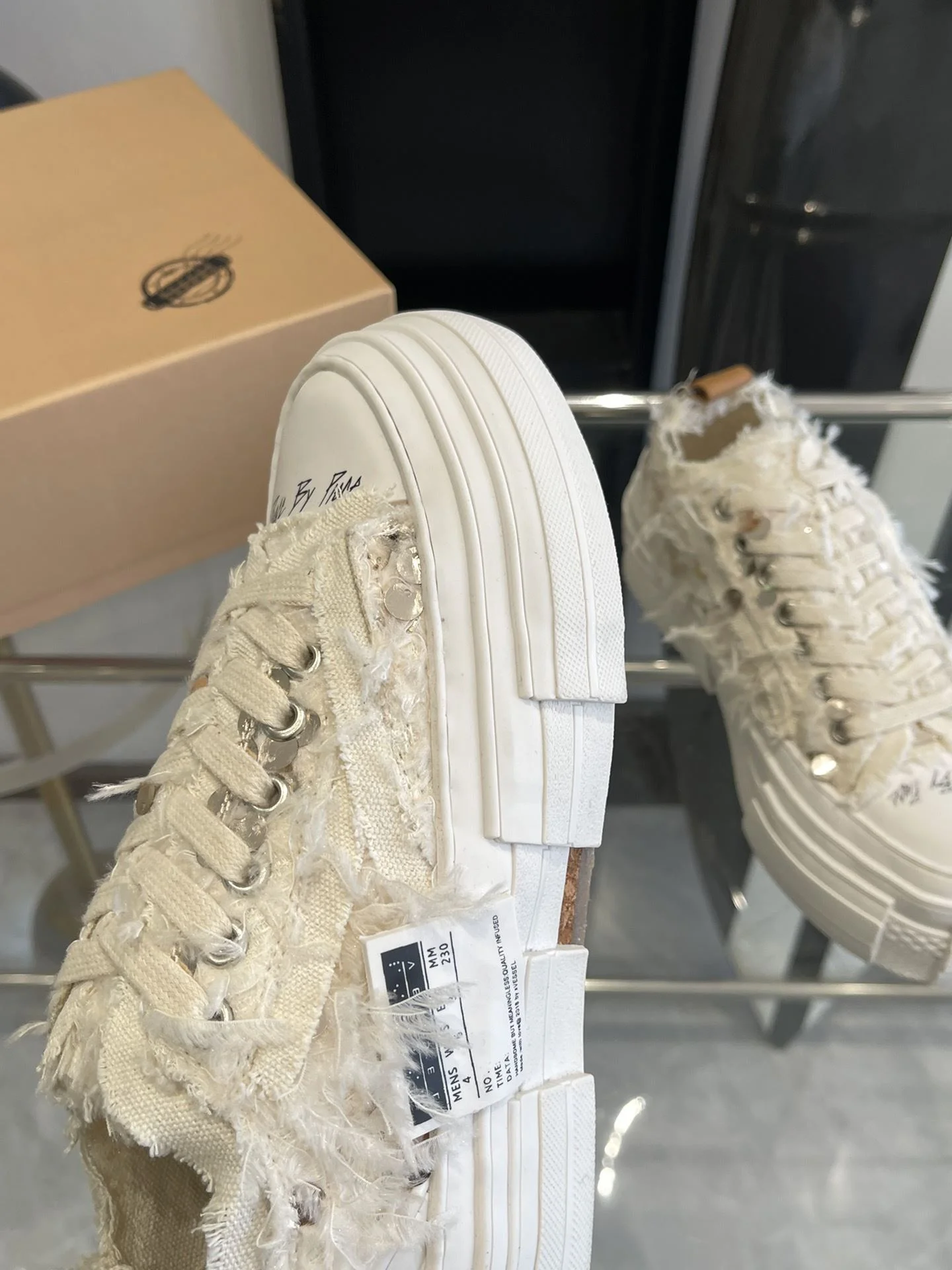 Upgraded Xvessel Shoes 7130