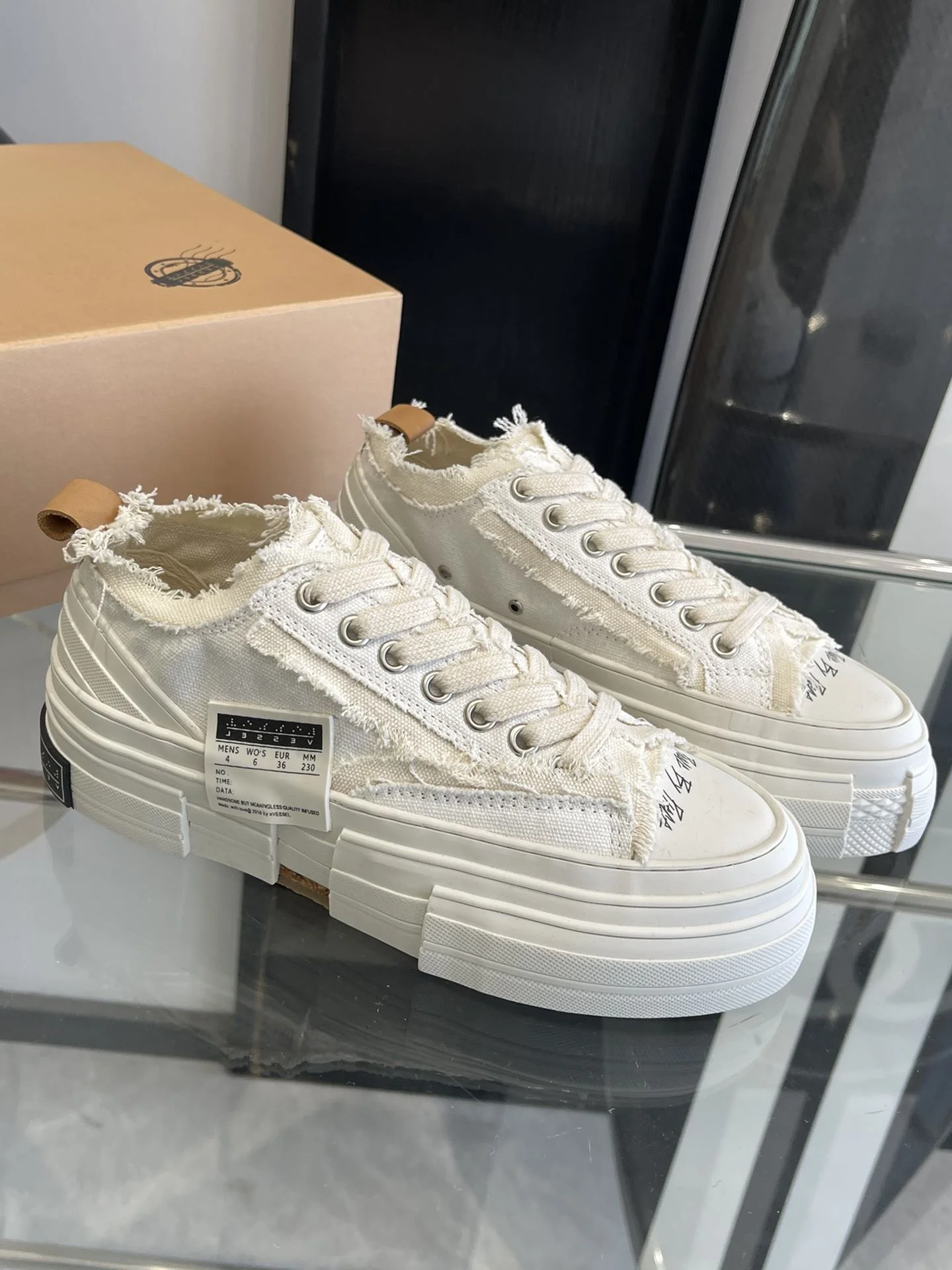 Premium Xvessel Shoes 7097