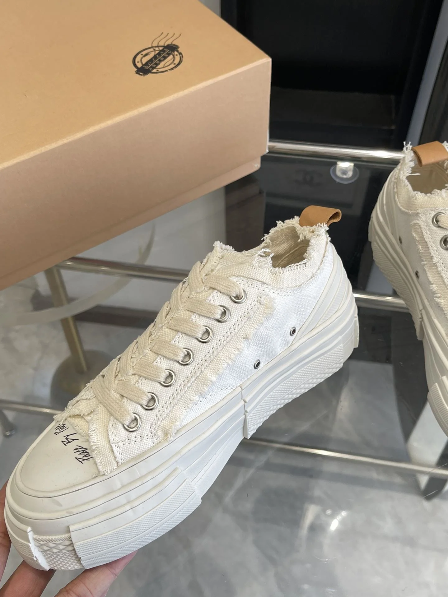 Premium Xvessel Shoes 7097