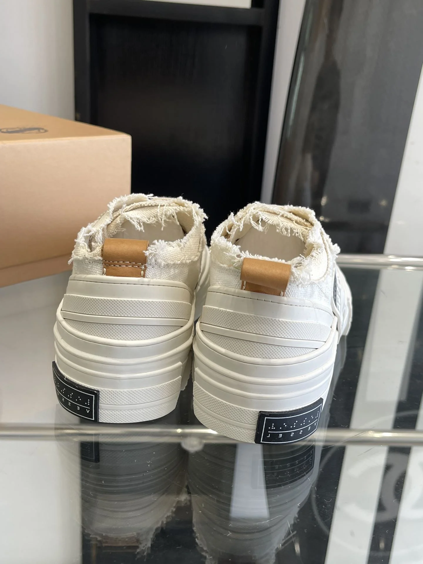 Premium Xvessel Shoes 7097