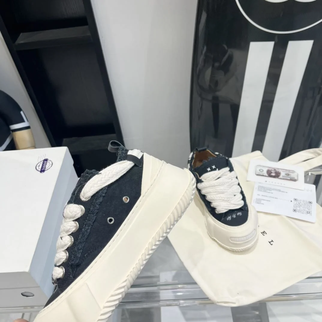 TechFriendly Xvessel Shoes 7059
