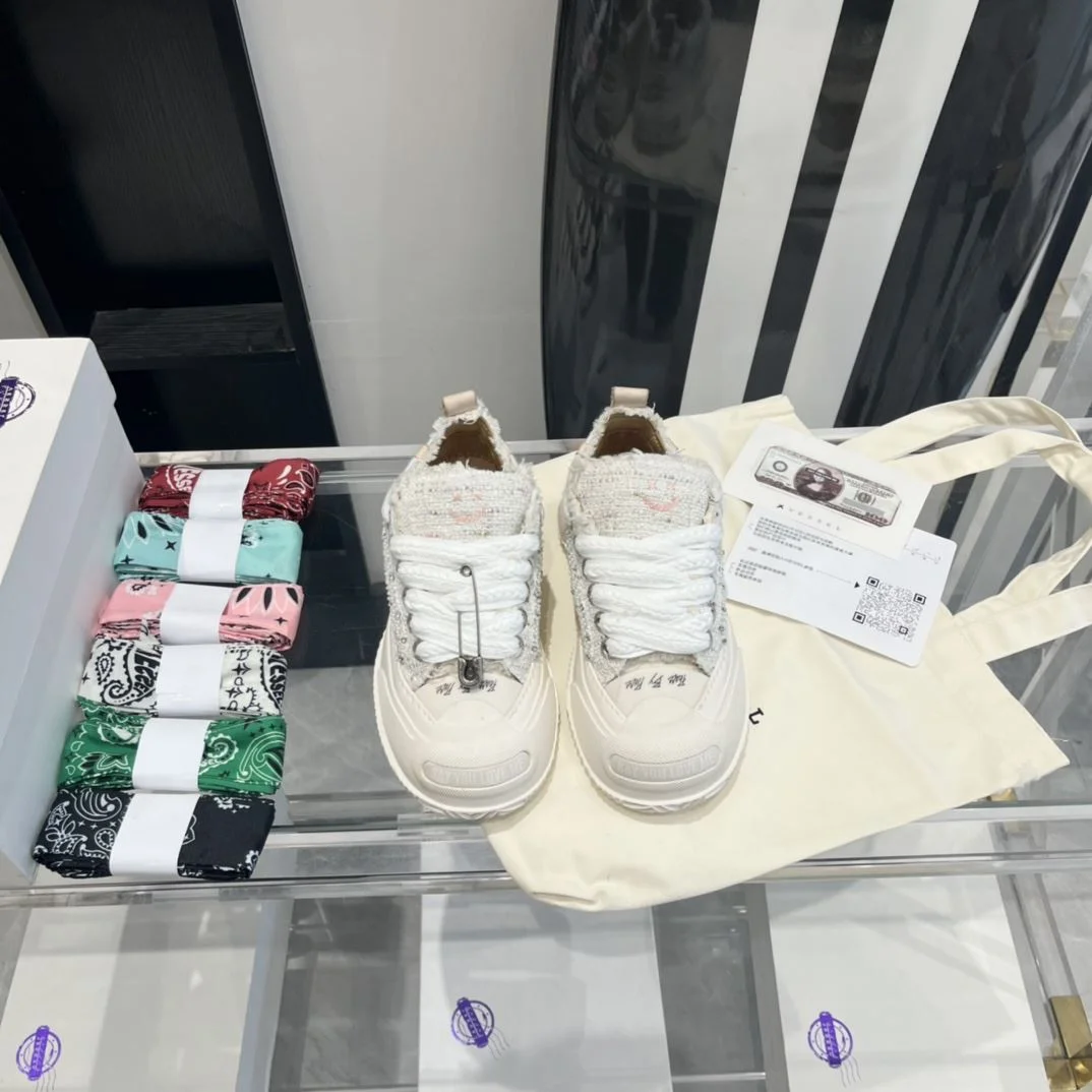 Xvessel Shoes SoftTouch 7070