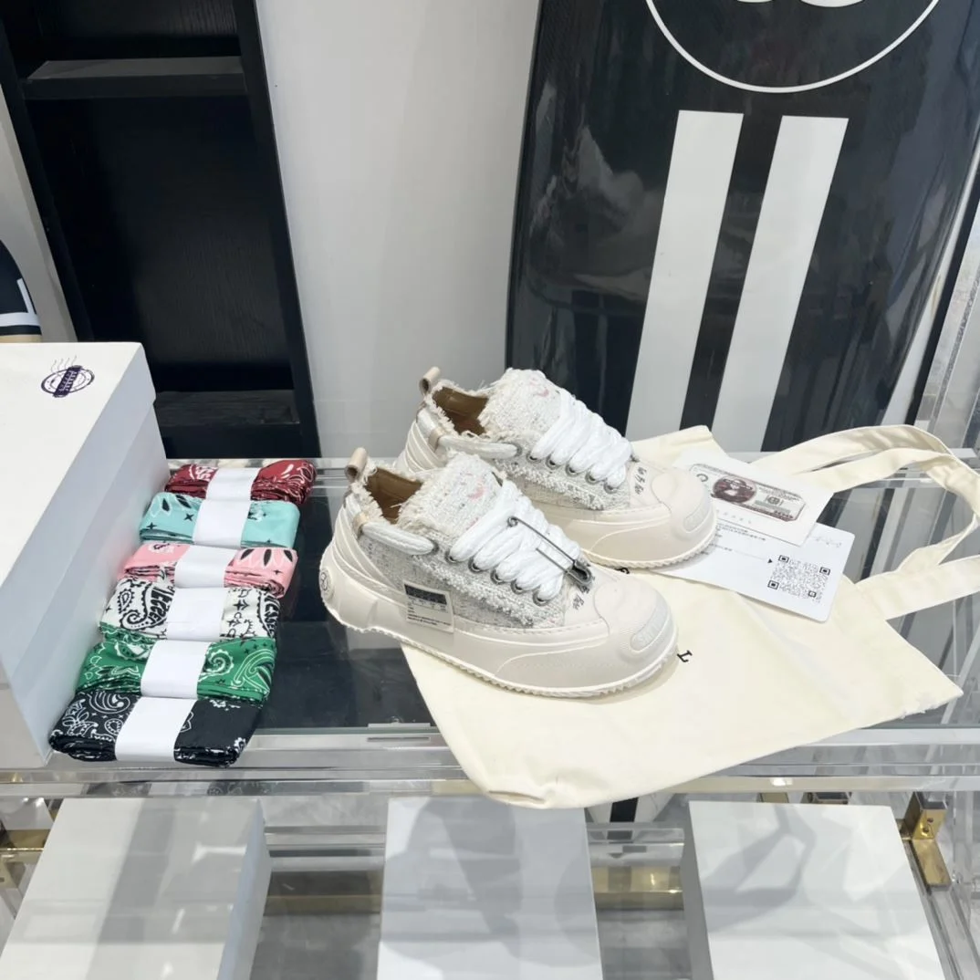 Xvessel Shoes SoftTouch 7070