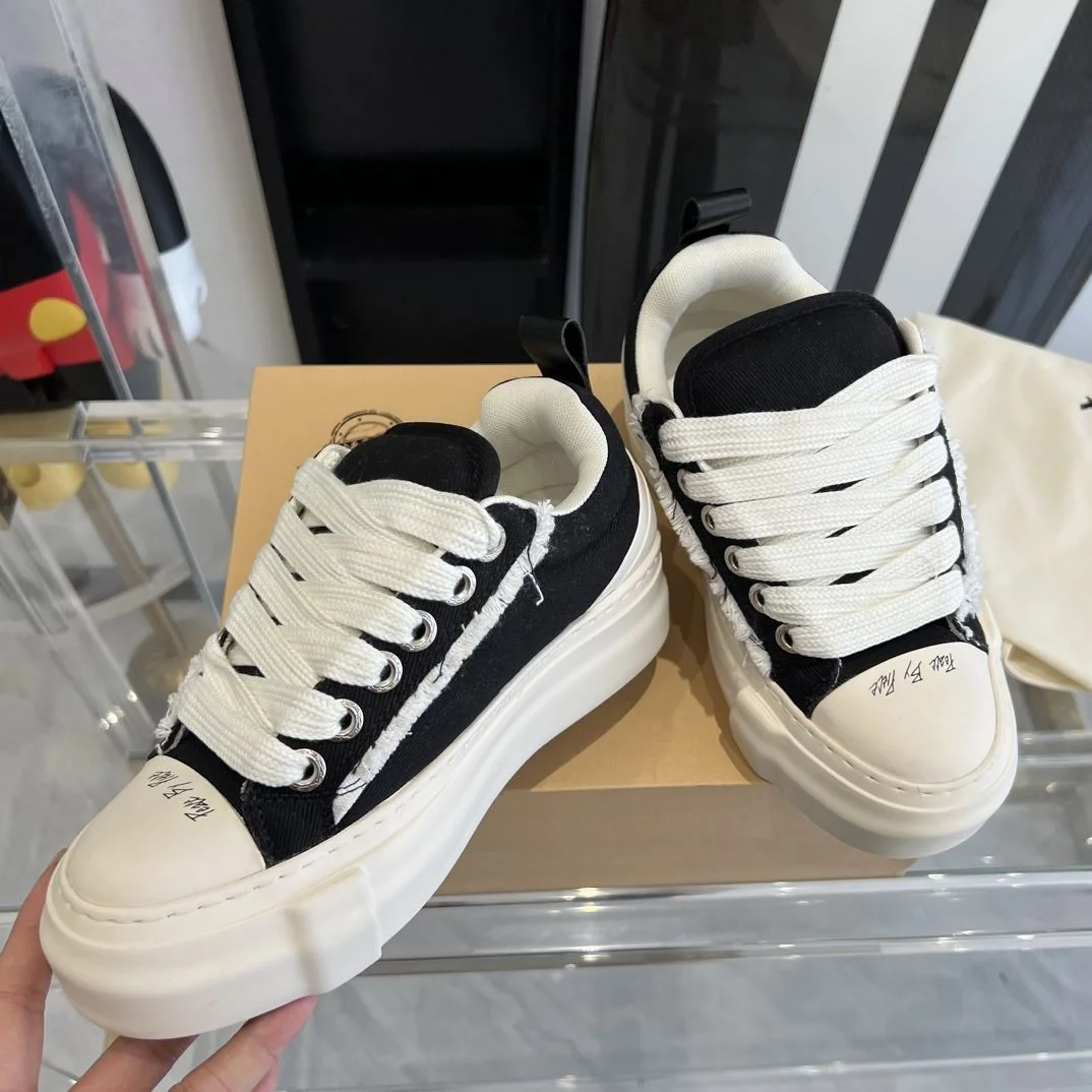 Soft Xvessel Shoes 7054