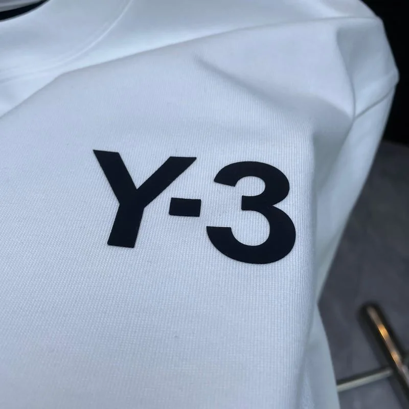 Classic Y-3 T-Shirts 163910