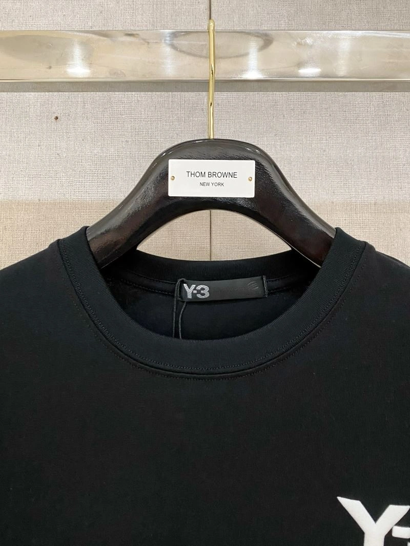 Y-3 T-Shirts GoAnywhere 162266