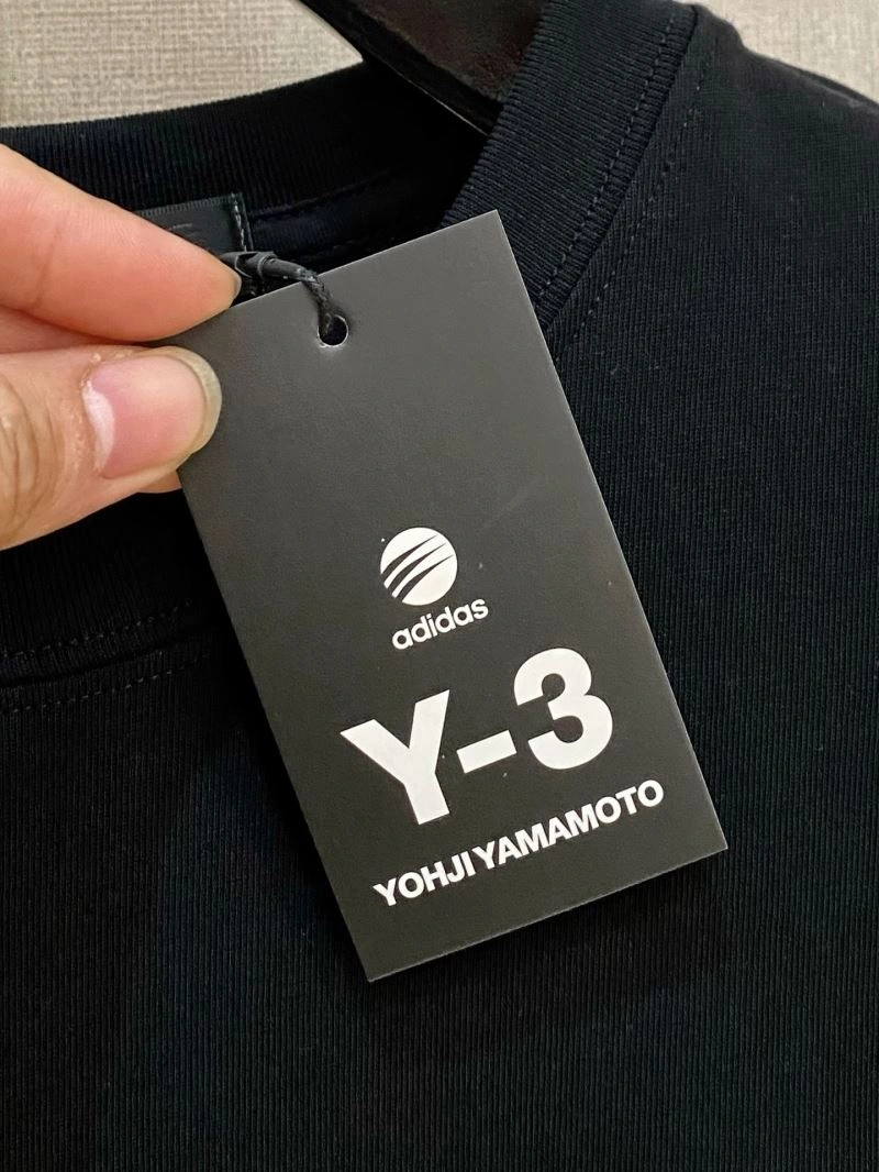 Y-3 T-Shirts GoAnywhere 162266