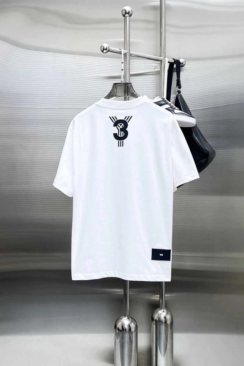 Y-3 T-Shirts UrbanChic 161263