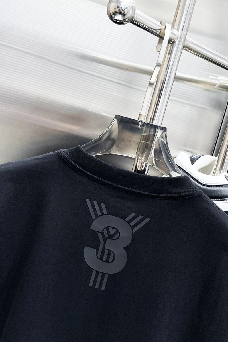 Y-3 T-Shirts Fashionable 161250