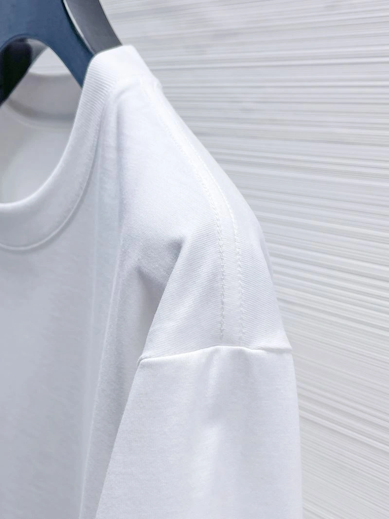 Versatile Y-3 T-Shirts 161269