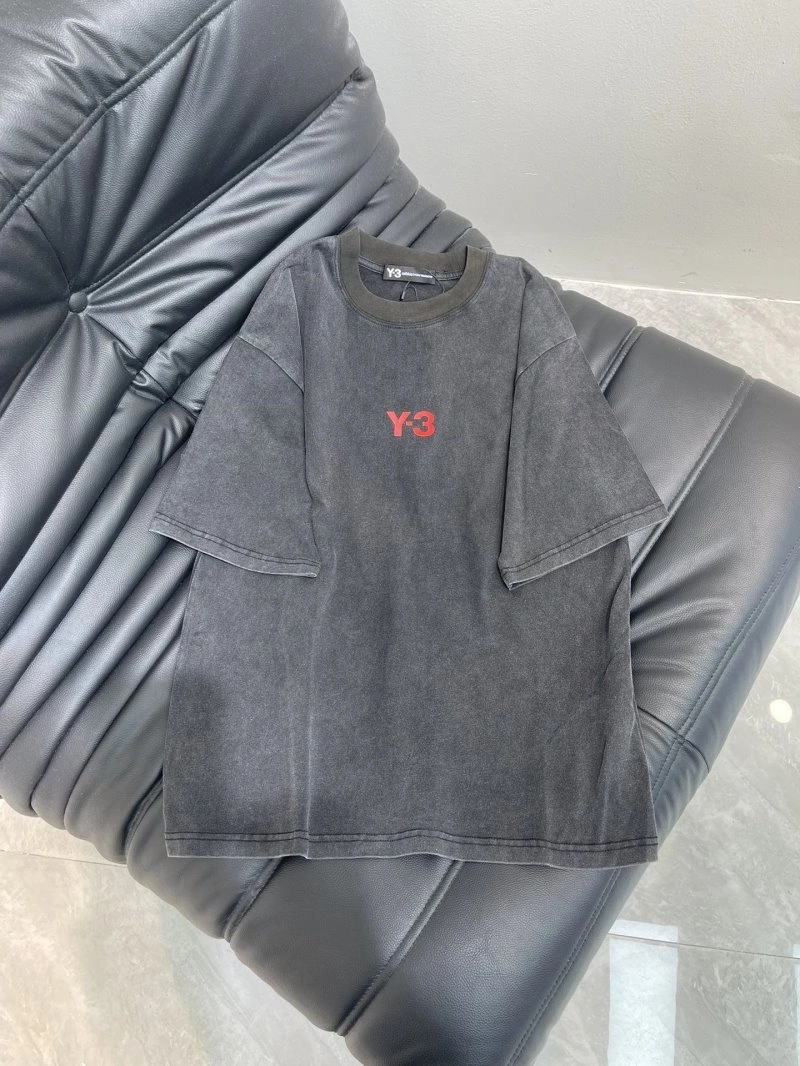 Sleek Y-3 T-Shirts 146864