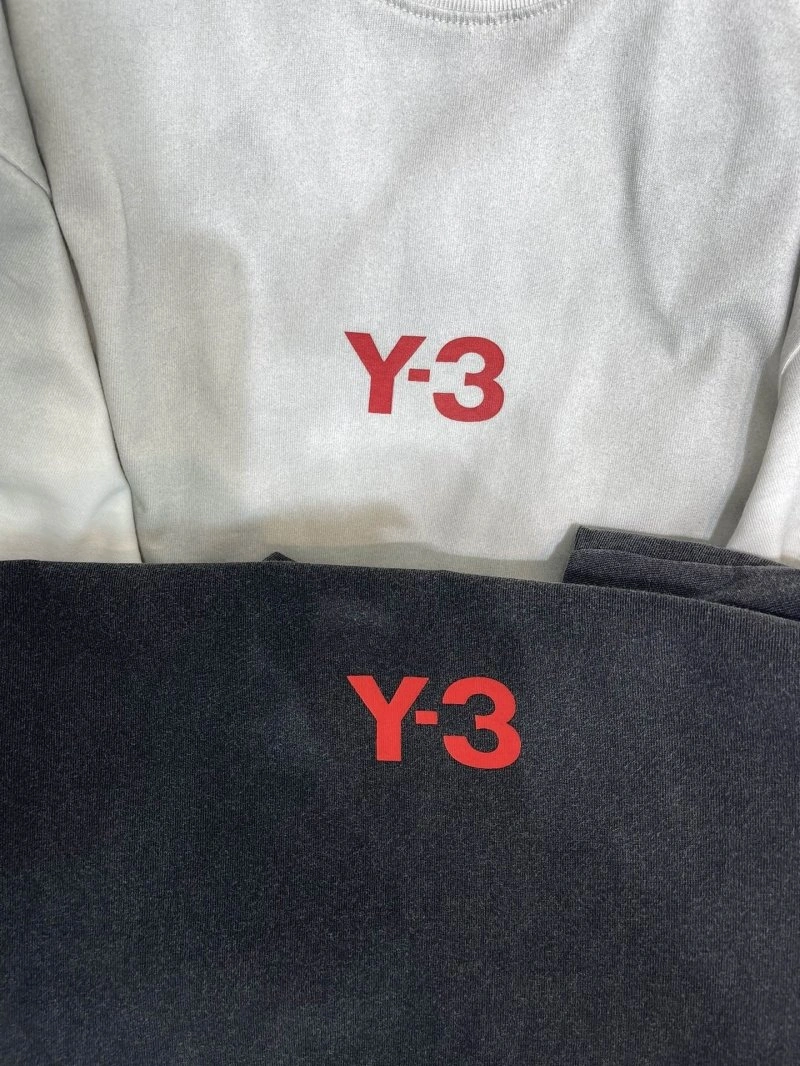 Sleek Y-3 T-Shirts 146864