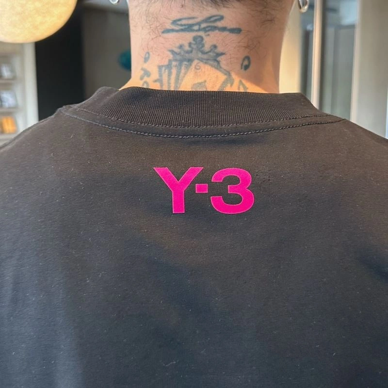 UrbanChic Y-3 T-Shirts 158024