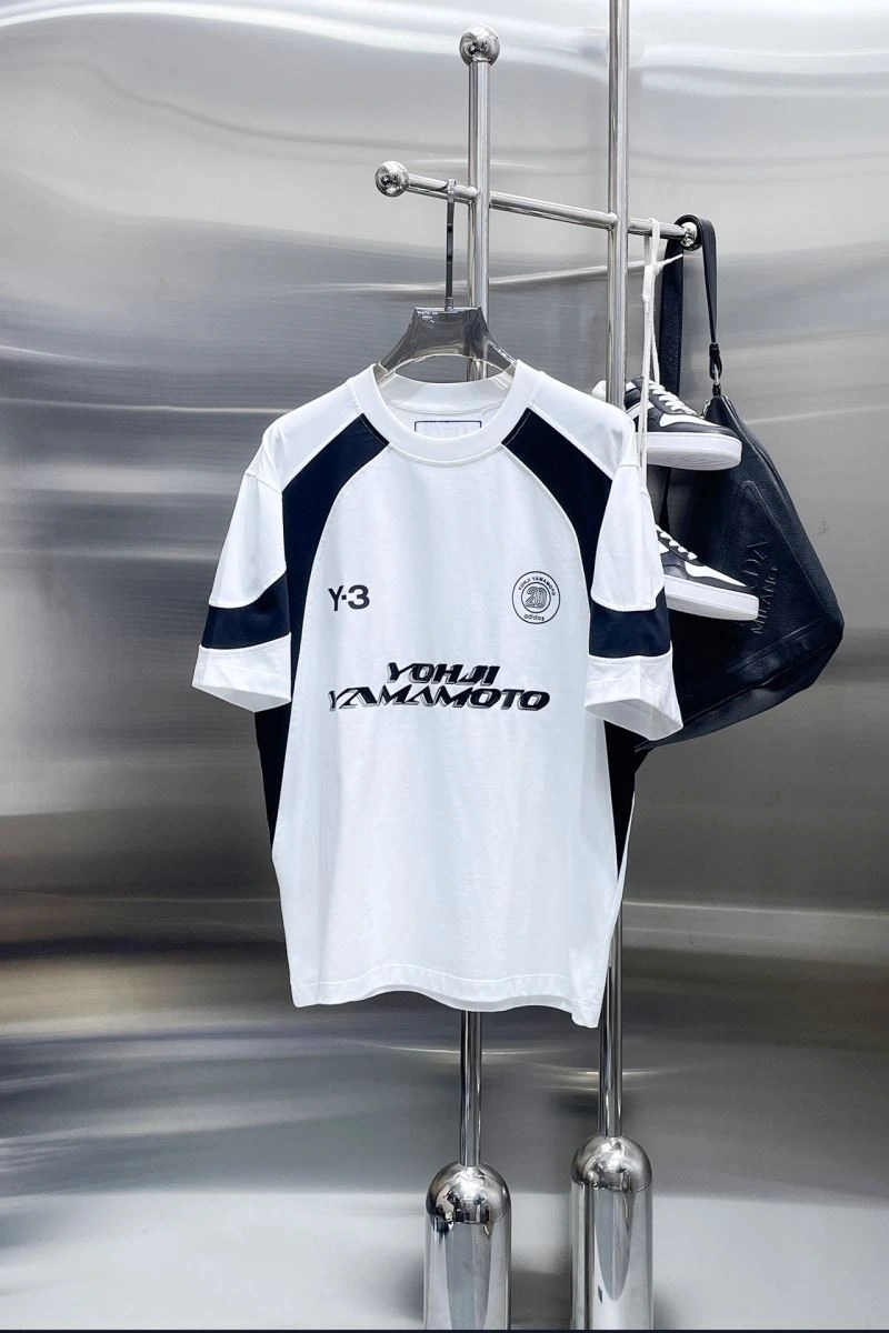 Bold Y-3 T-Shirts 158016