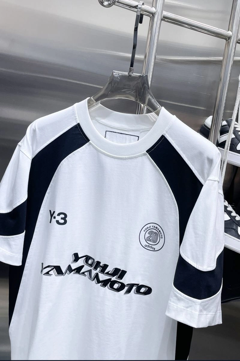 Bold Y-3 T-Shirts 158016