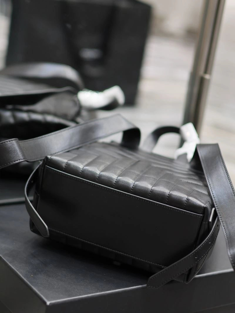 Chic YSL Backpacks 63129
