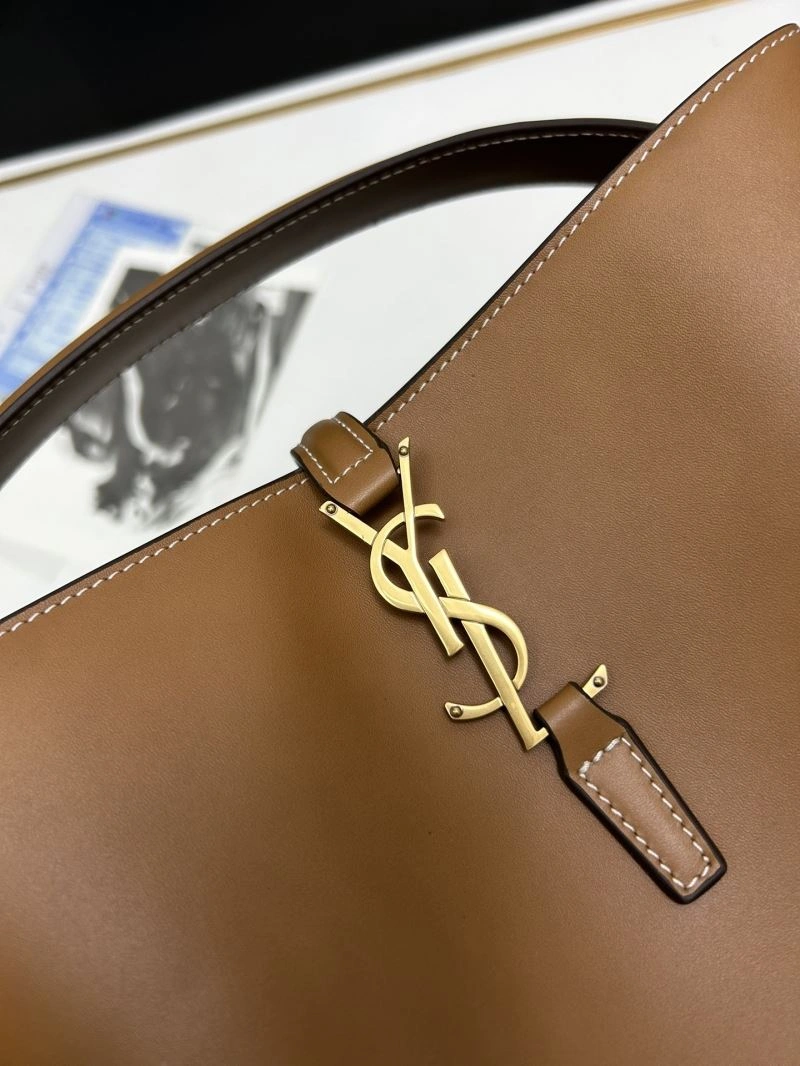 Supportive YSL Bucket Bags 81896