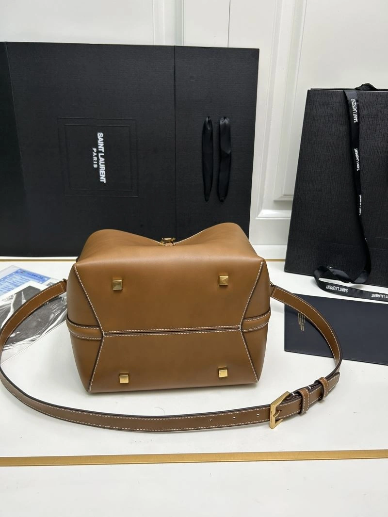 Supportive YSL Bucket Bags 81896