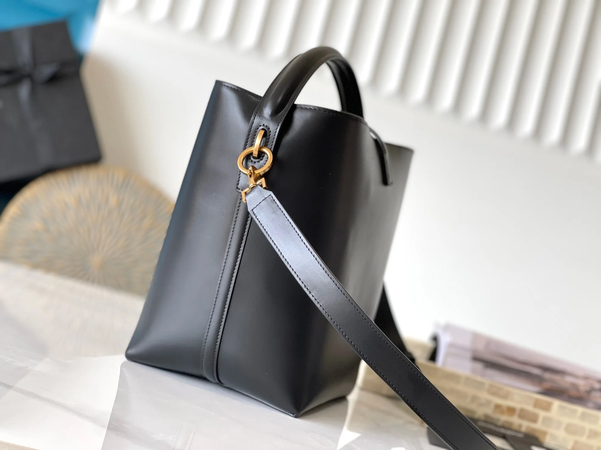 YSL Bucket Bags TechFriendly 37710