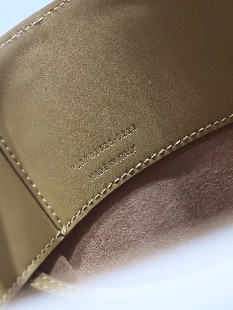ModernLook YSL Bucket Bags 63487