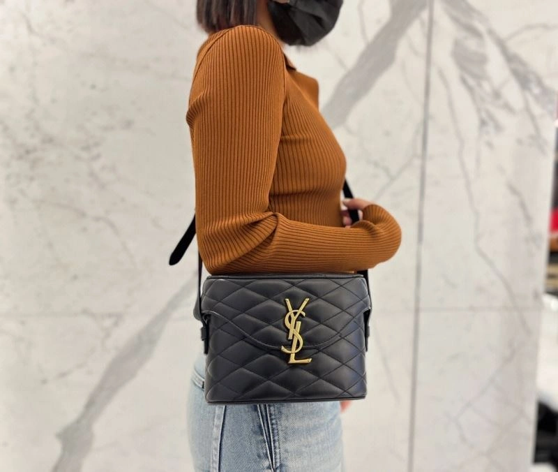 YSL Bucket Bags Vibrant 63193