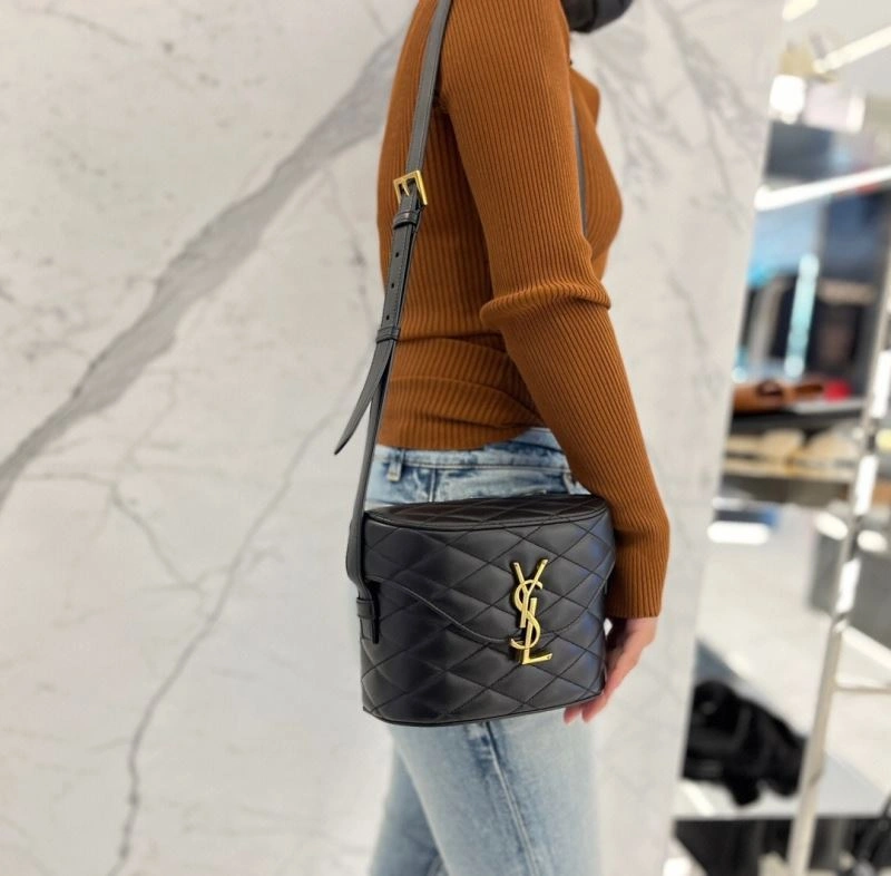 YSL Bucket Bags Vibrant 63193