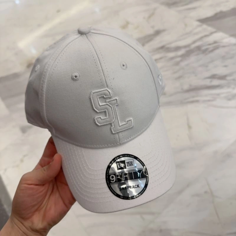 Attractive YSL Caps 256994