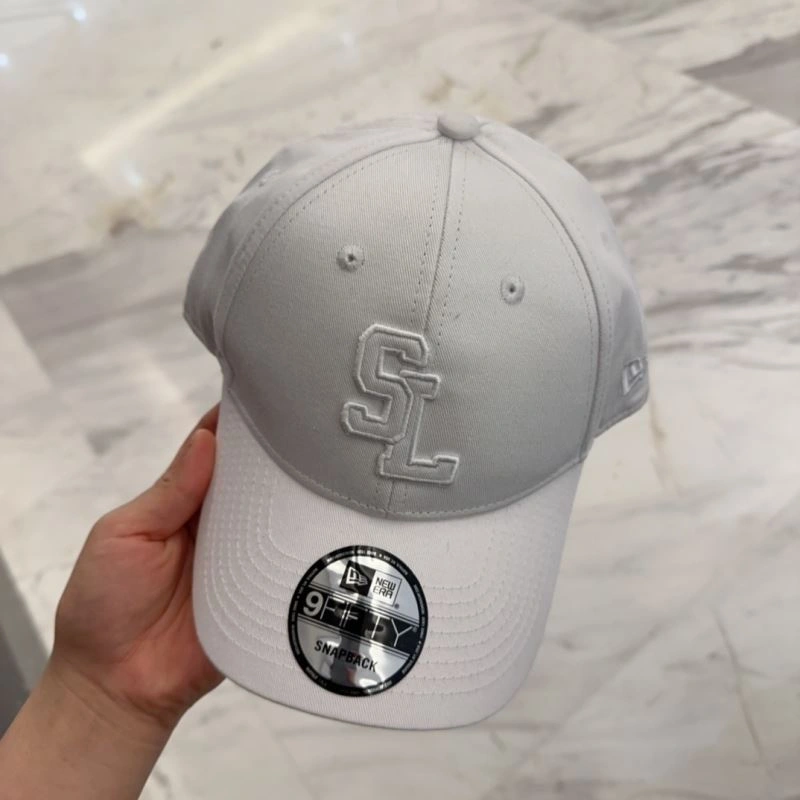 Attractive YSL Caps 256994