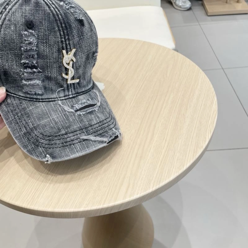 YSL Caps Sophisticated 256961