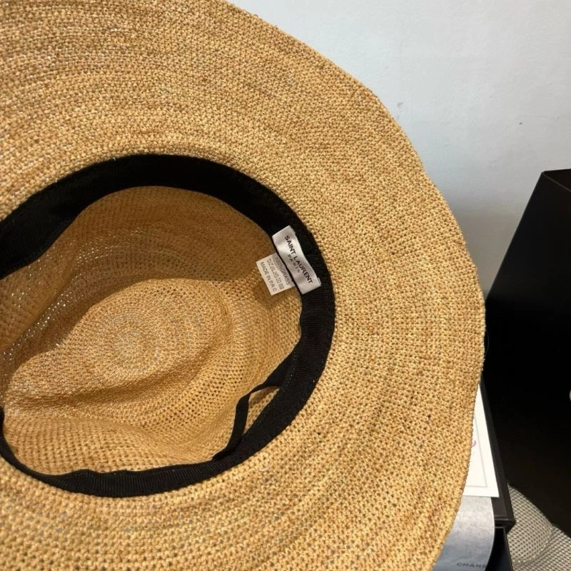 Compact YSL Caps 261562