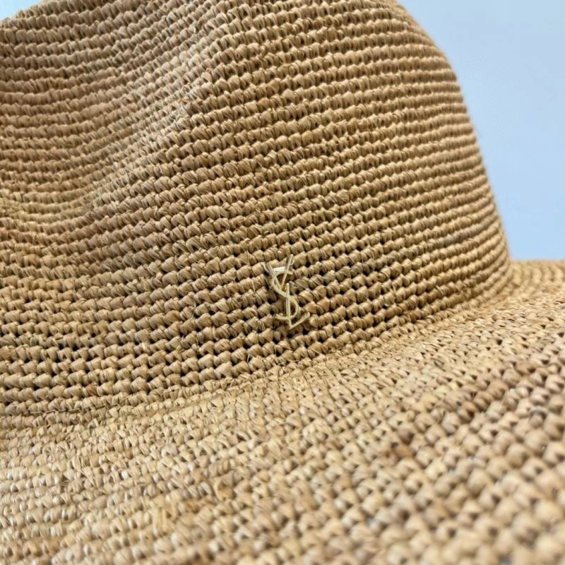 Compact YSL Caps 261562