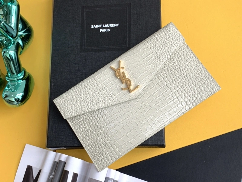 Vibrant YSL Clutch Bags 78224