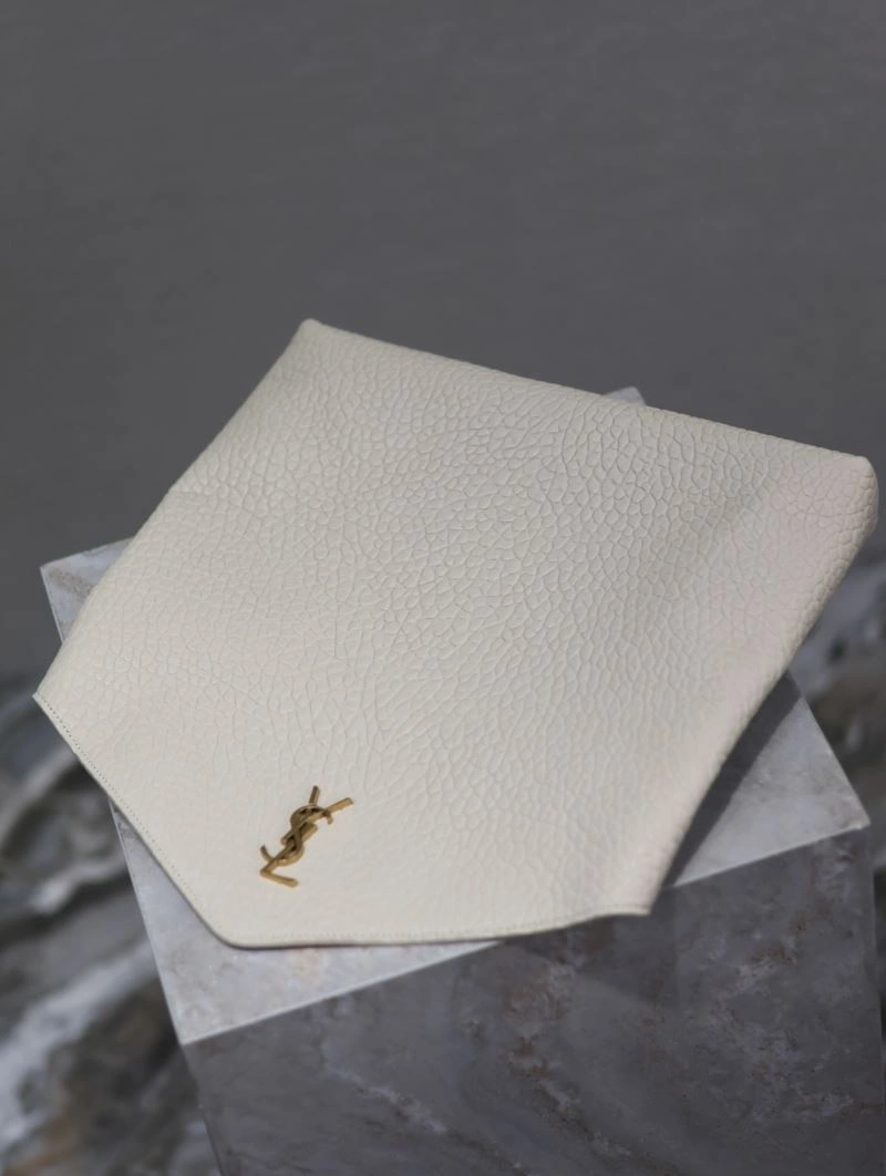 Trendsetting YSL Clutch Bags 63106