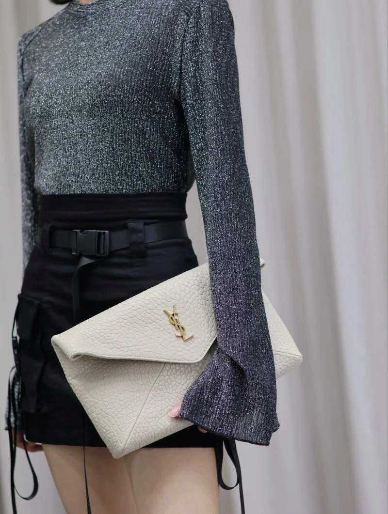 Trendsetting YSL Clutch Bags 63106